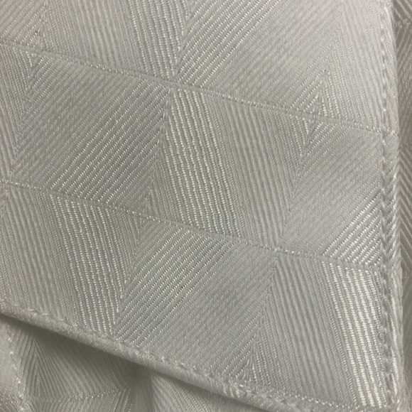 NA Dress Shirt - Picture 3 of 6